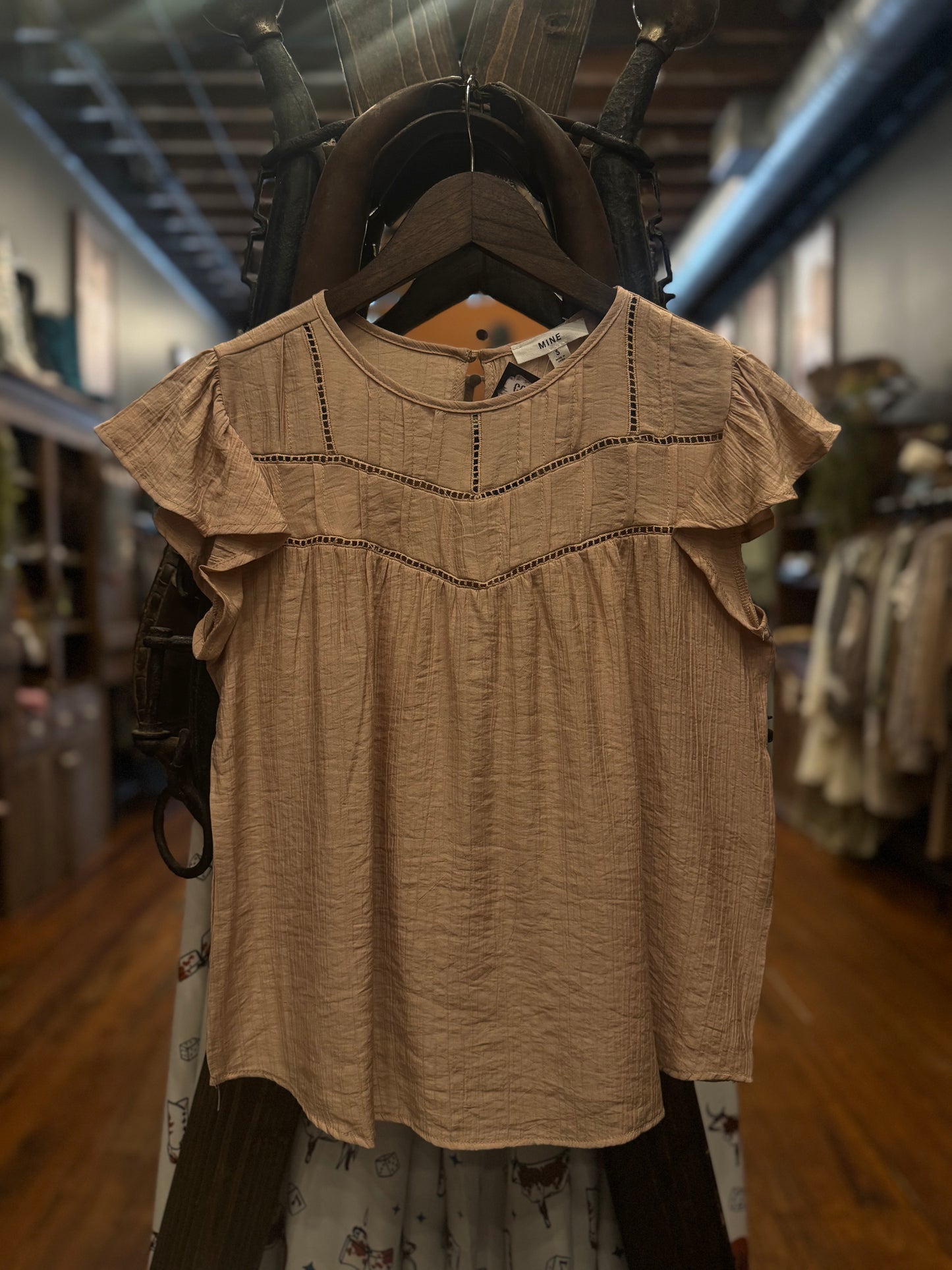 Dusty Rose – Ruffle Flow Top