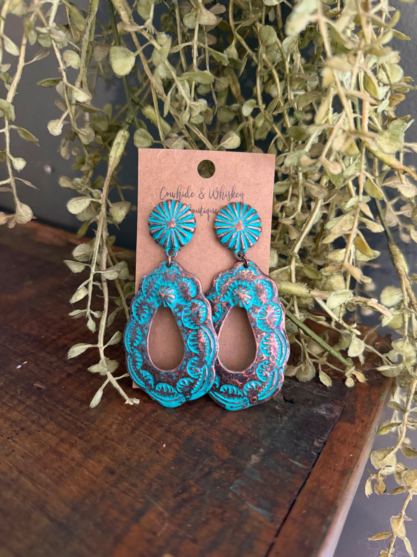 Scalloped Patina - Earrings
