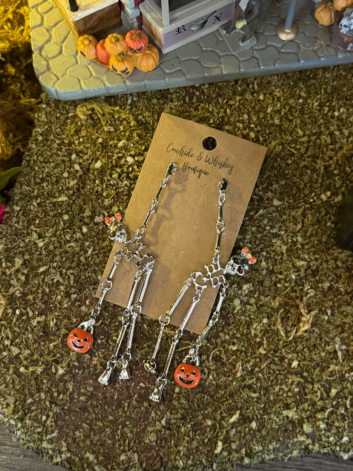Hang Out & Trick Or Treat - Earrings