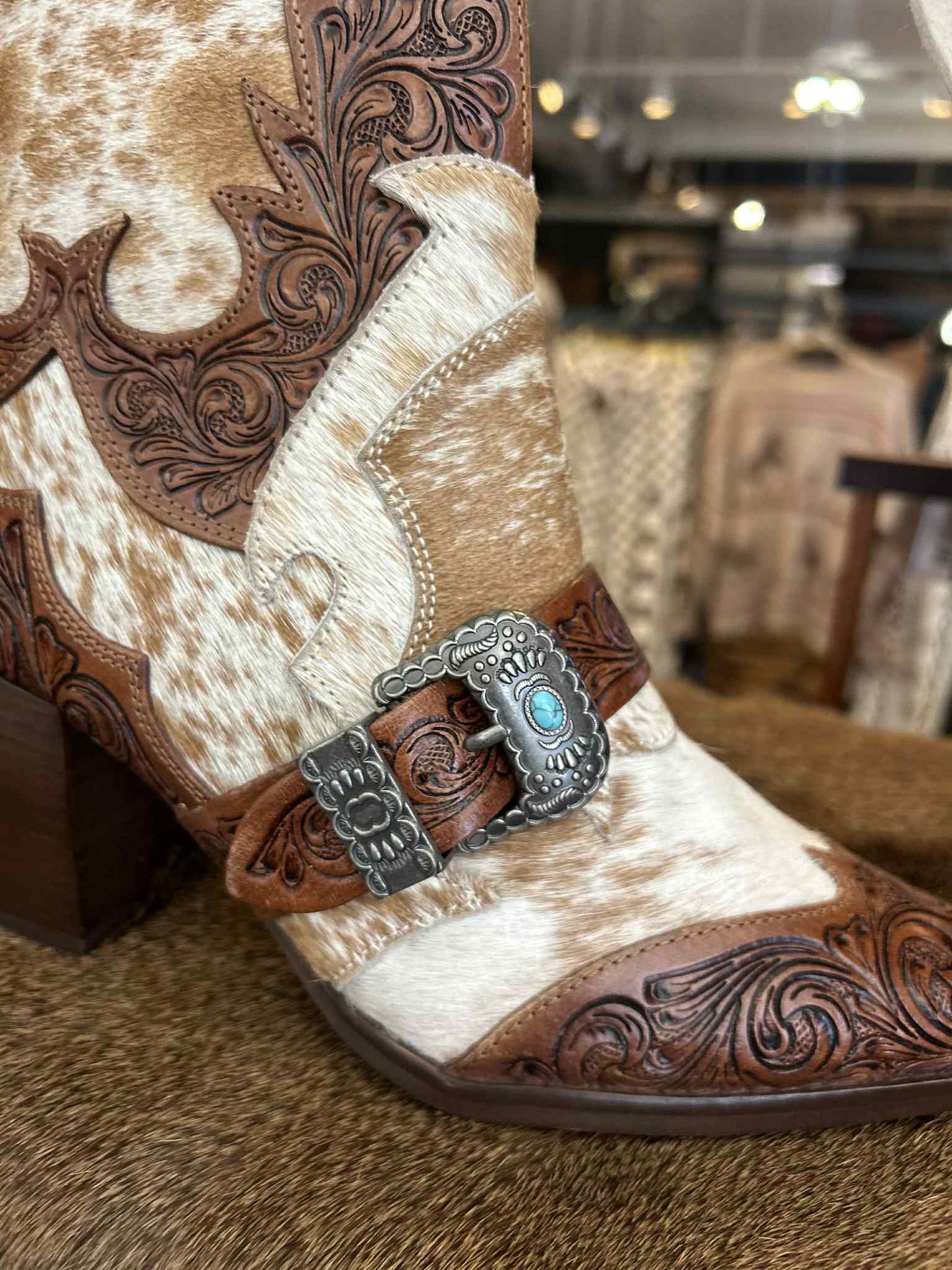 Buckhorn – Cowhide Strap Bootie