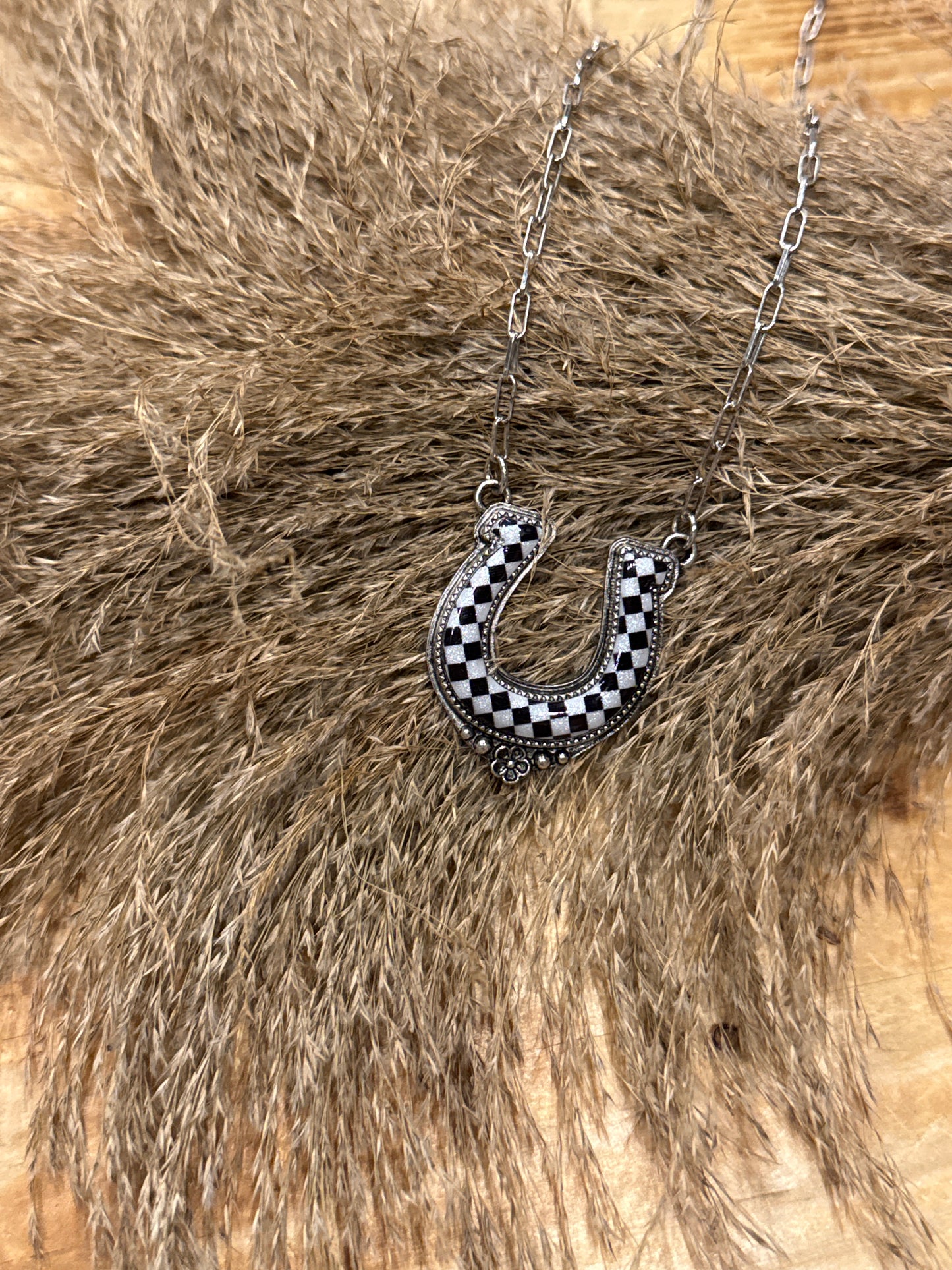 Lucky Check - Necklace
