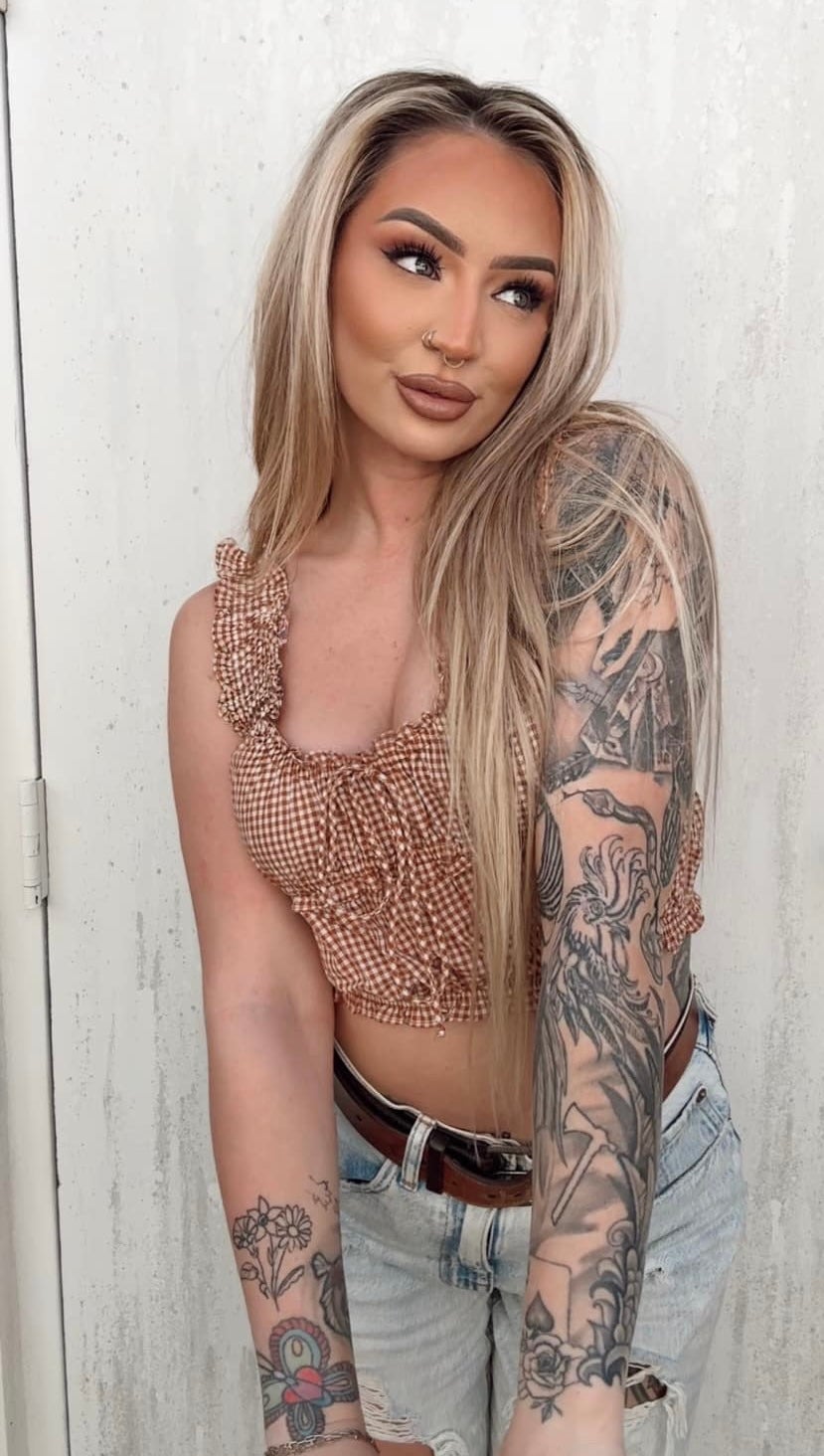 Country Cutie -Camel Plaid Top