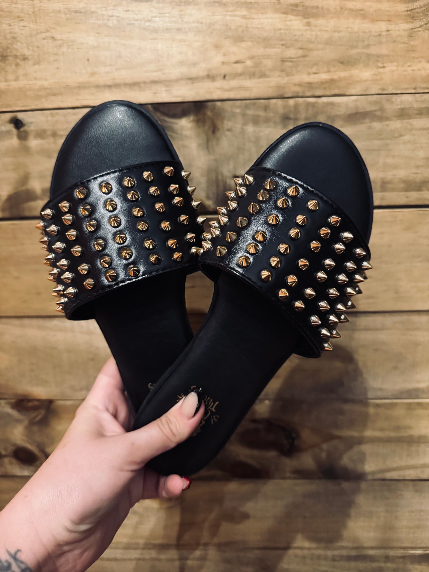 The Golden Stud - Black Sandal