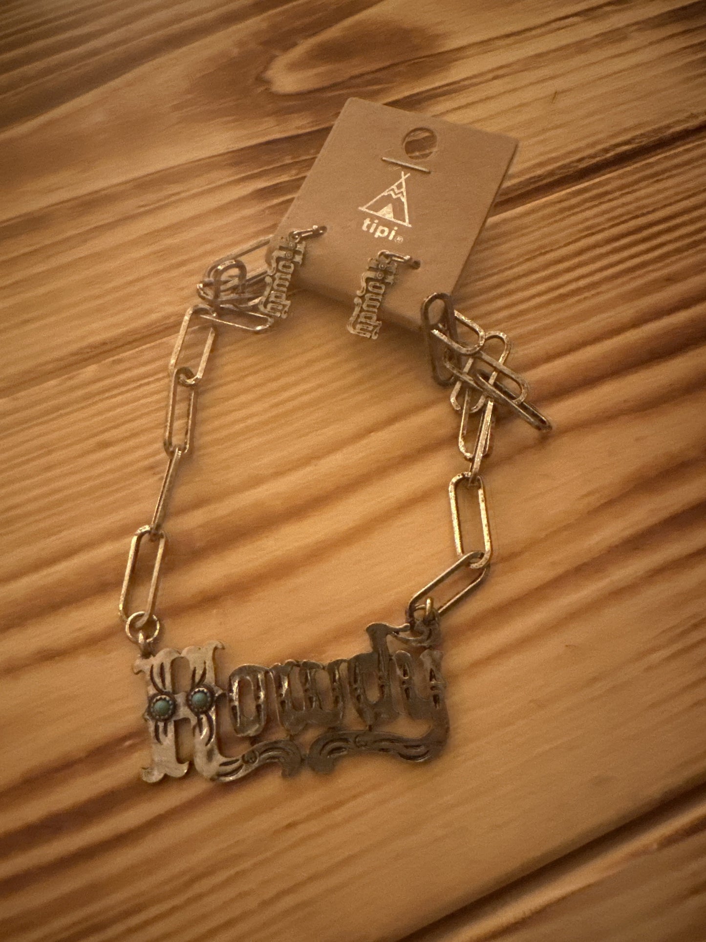 Howdy Script - Necklace Set