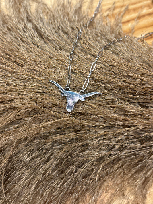 Basic Longhorn - Necklace